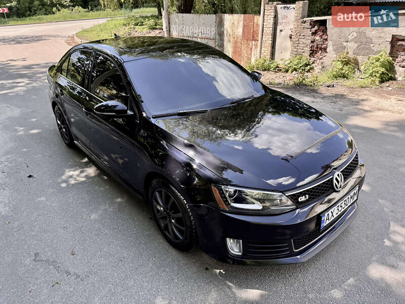 Volkswagen Jetta (2013)
