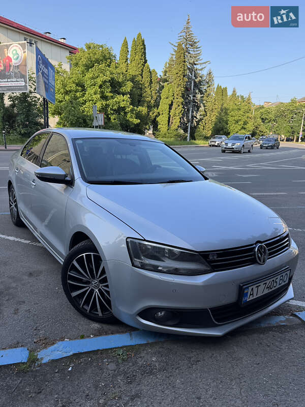 Volkswagen Jetta (2011)