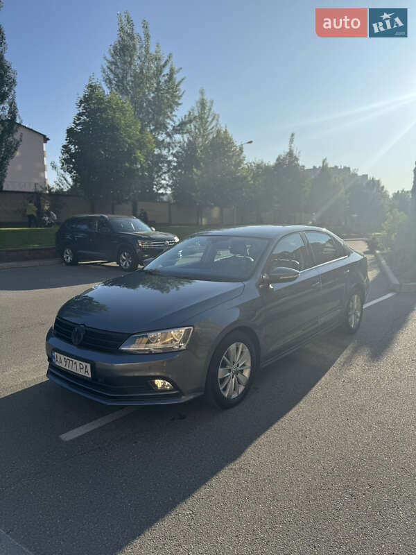 Volkswagen Jetta (2016)