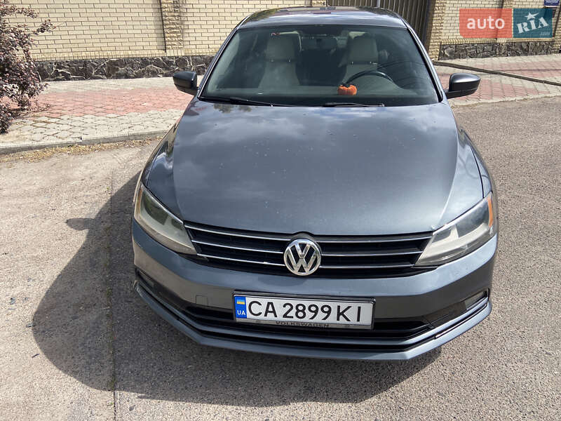 Volkswagen Jetta (2015)