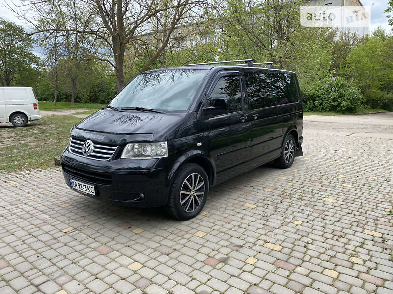 Volkswagen Multivan 2.5 tdi (2008)
