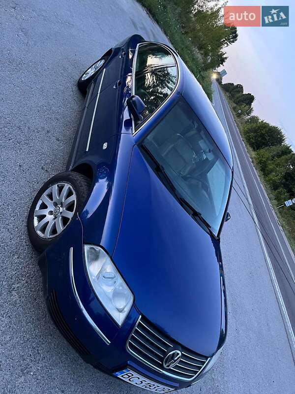 Volkswagen Passat (2003)
