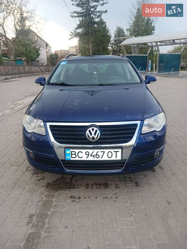 Volkswagen Passat (2010)