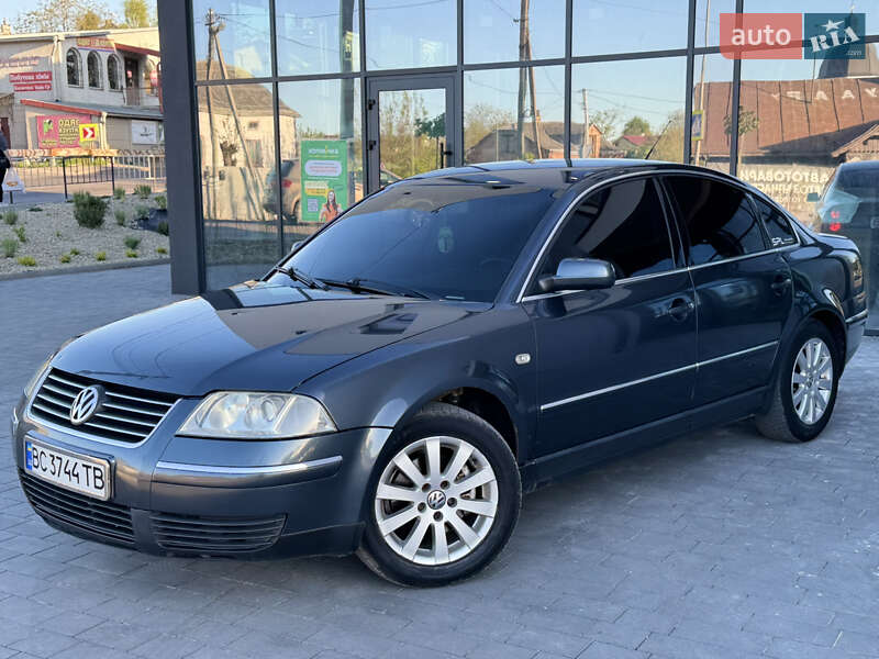 Volkswagen Passat (2003)