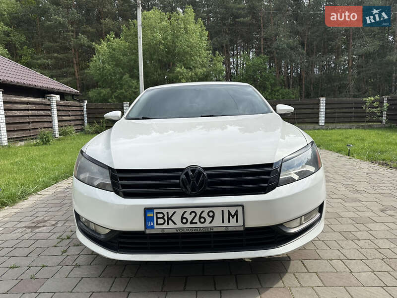 Volkswagen Passat (2012)