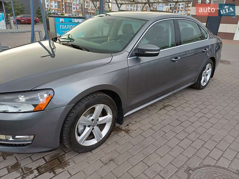 Volkswagen Passat (2012)