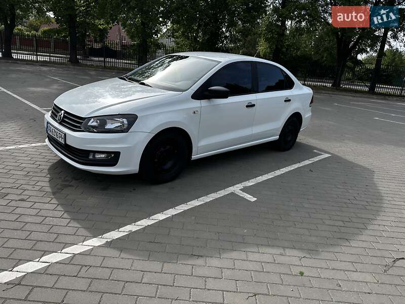 Volkswagen Polo (2016)