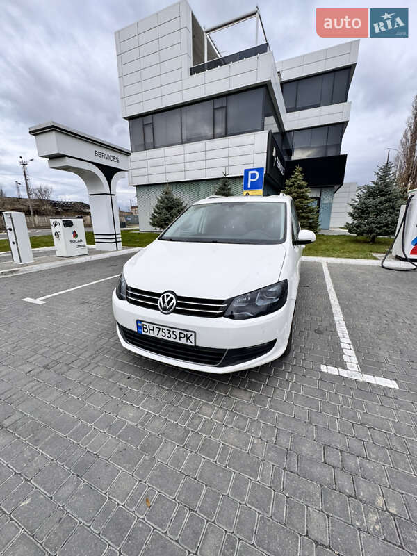 Volkswagen Sharan (2014)