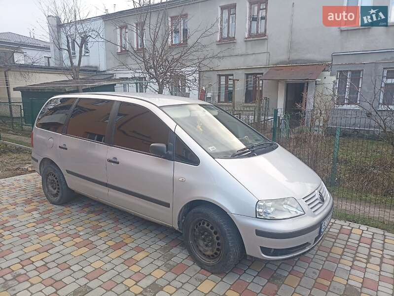 Volkswagen Sharan (2002)