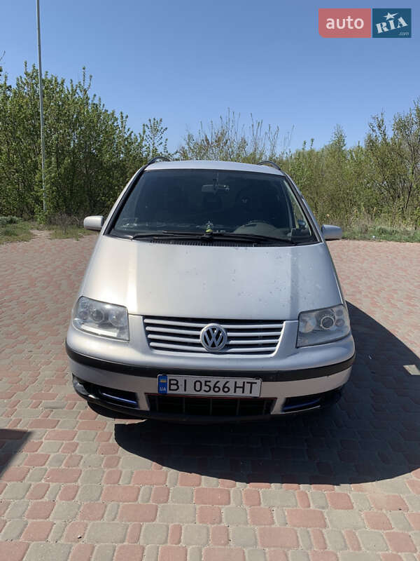 Volkswagen Sharan (2002)
