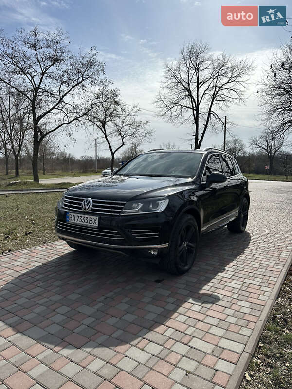 Volkswagen Touareg (2016)