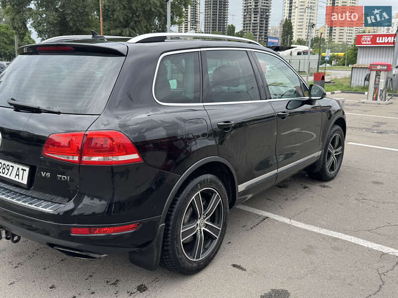 Volkswagen Touareg (2013)