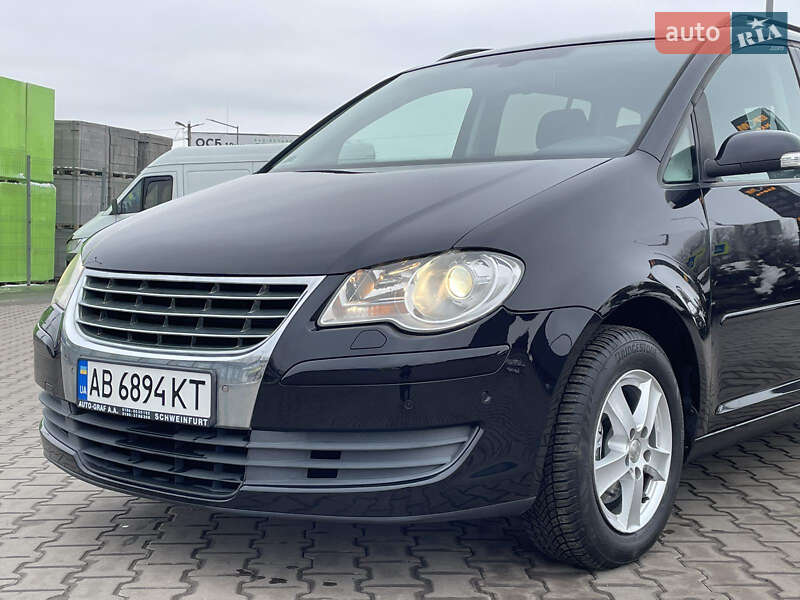 Volkswagen Touran (2008)