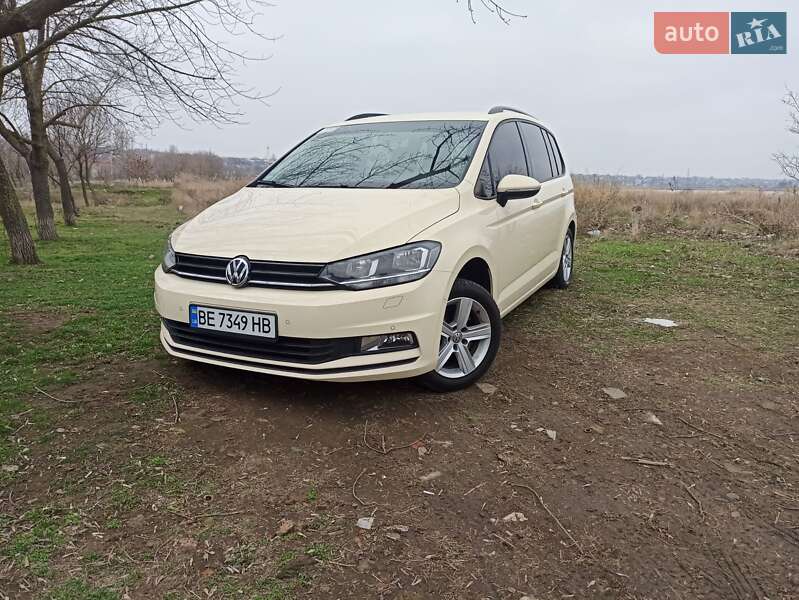 Volkswagen Touran (2017)