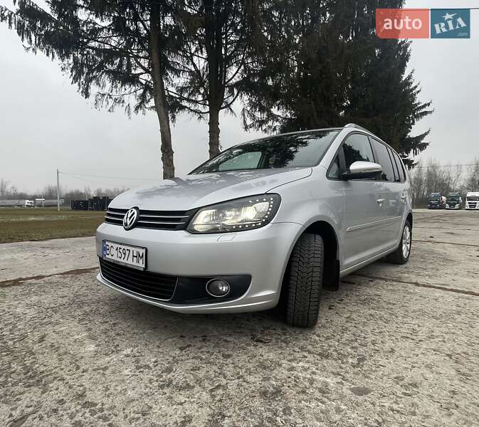 Volkswagen Touran (2014)