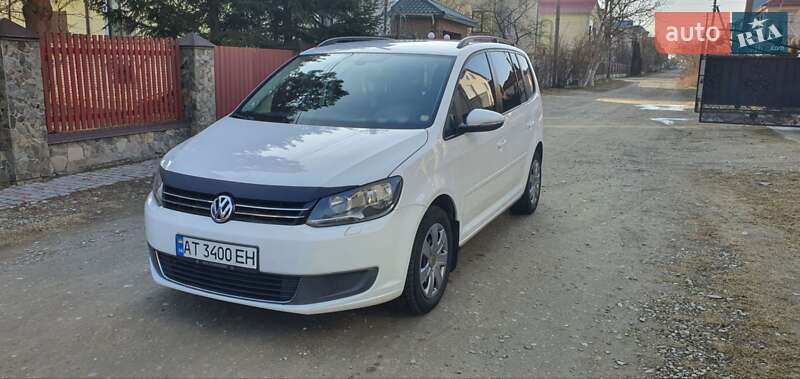 Volkswagen Touran (2012)