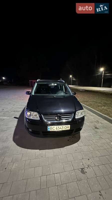 Volkswagen Touran (2005)