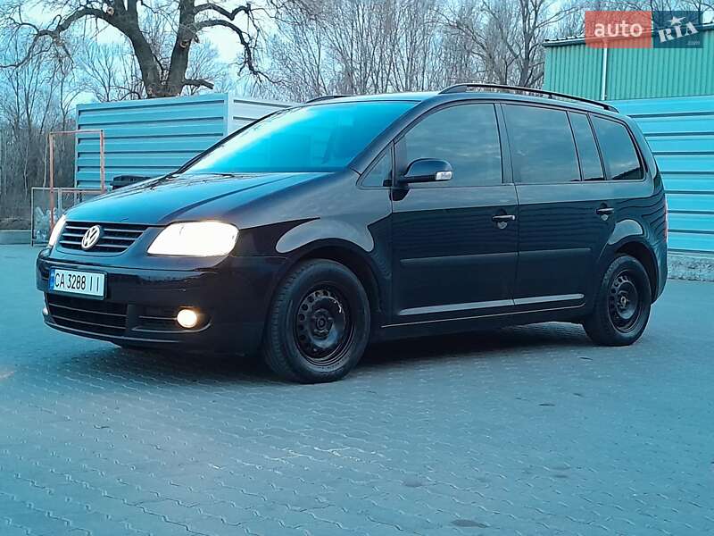 Volkswagen Touran (2004)