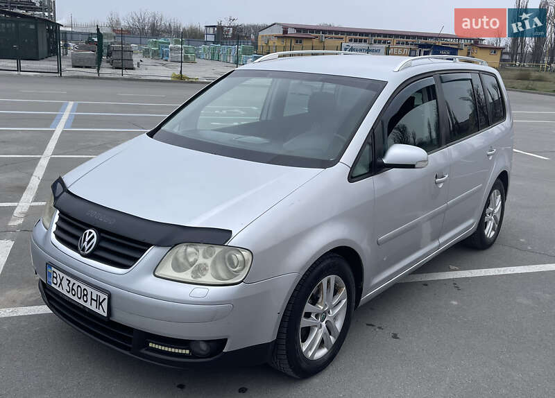 Volkswagen Touran (2003)