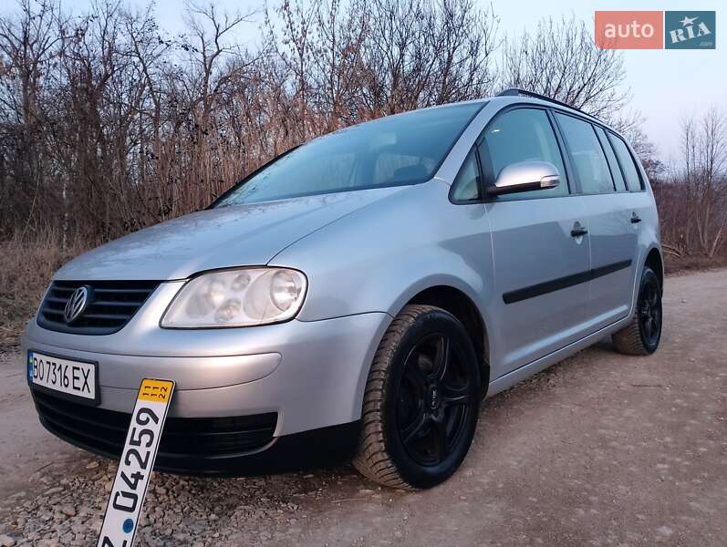 Volkswagen Touran (2004)
