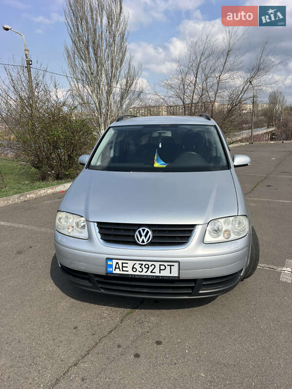 Volkswagen Touran (2006)