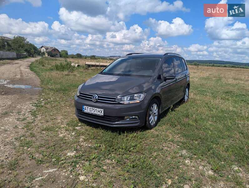 Volkswagen Touran (2016)