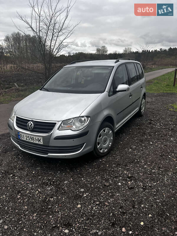 Volkswagen Touran (2007)