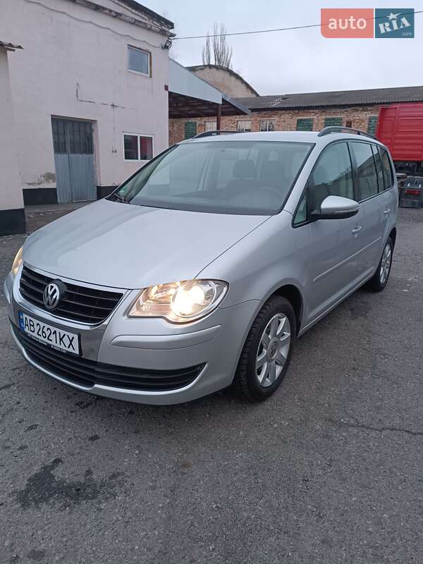 Volkswagen Touran (2009)