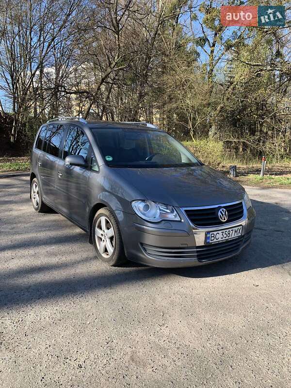 Volkswagen Touran (2007)