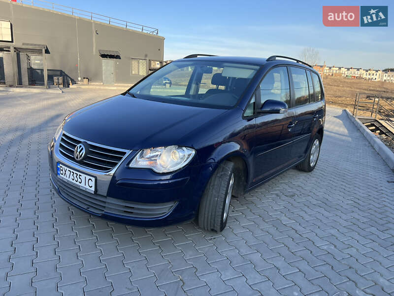 Volkswagen Touran (2008)