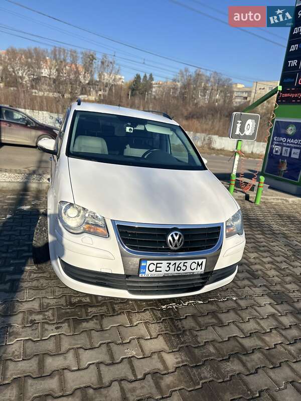 Volkswagen Touran (2009)