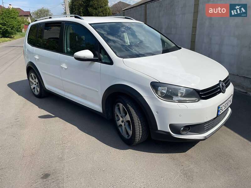 Volkswagen Touran (2011)