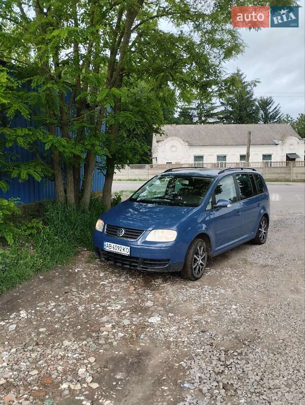Volkswagen Touran (2005)