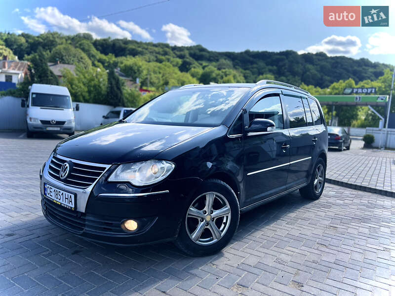Volkswagen Touran (2008)