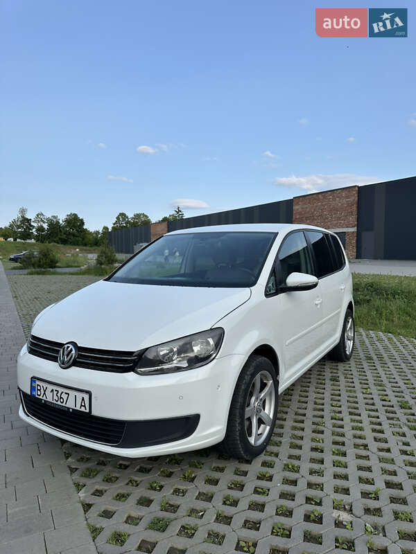 Volkswagen Touran (2014)