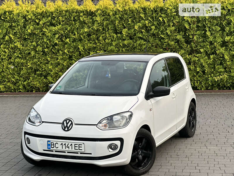 Volkswagen Up (2013)