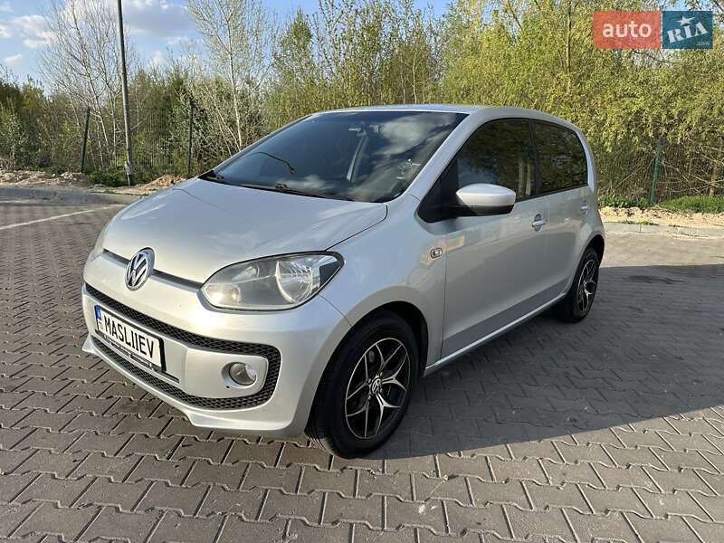 Volkswagen Up (2014)