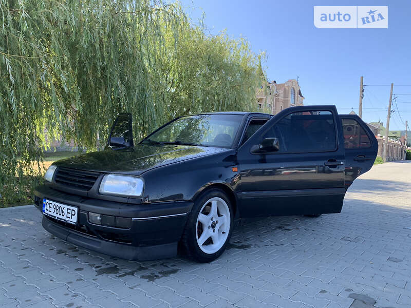 Volkswagen Vento (1992)
