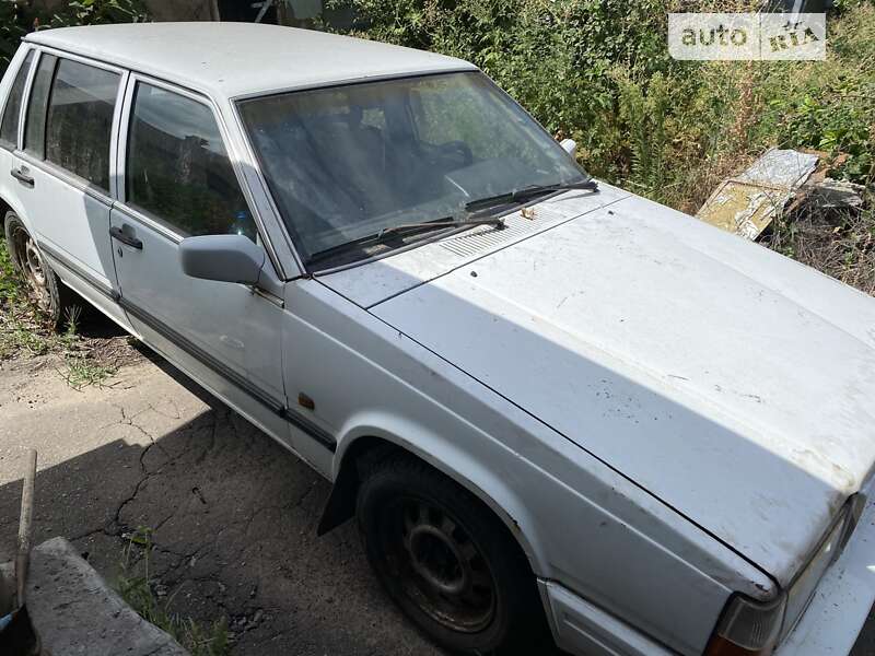 Volvo 740 (1984)