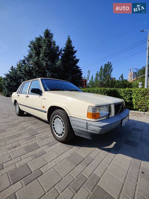 Volvo 740 (1990)