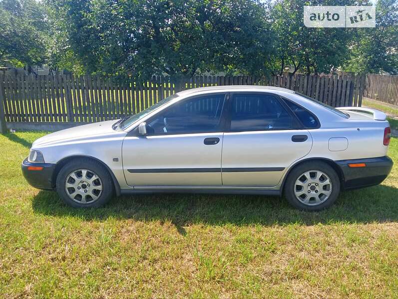 Volvo S40 (2003)
