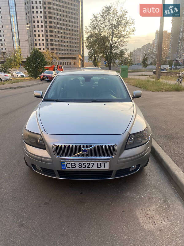 Volvo S40 (2006)