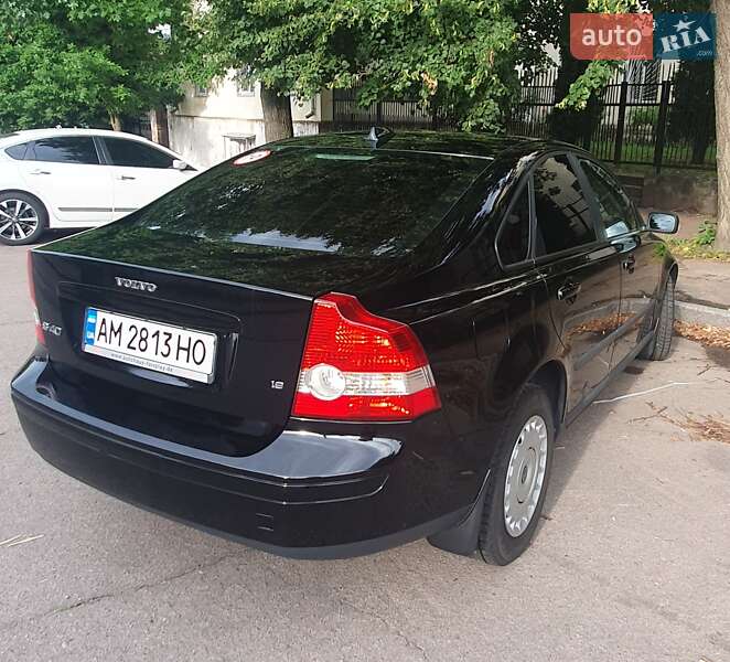 Volvo S40 (2005)