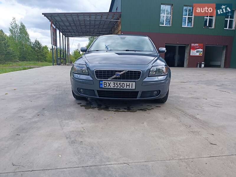 Volvo S40 (2006)