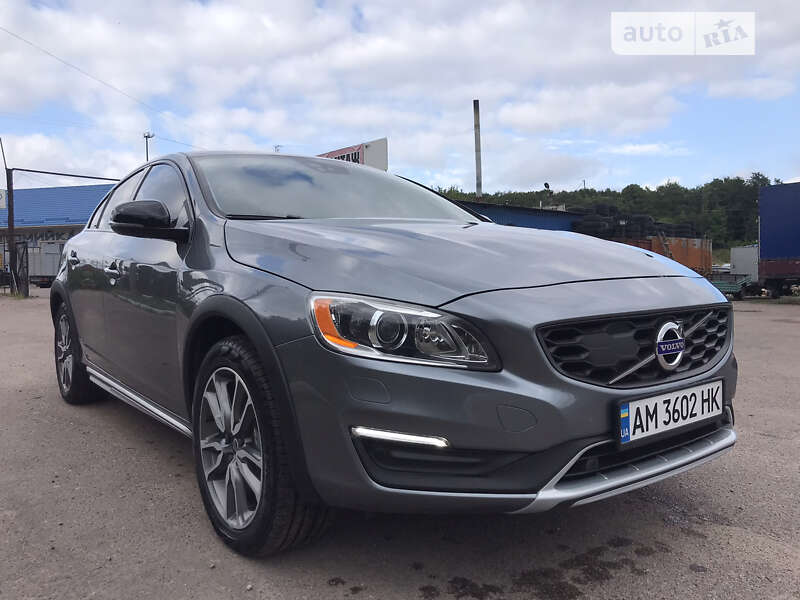Volvo S60 cross country (2017)