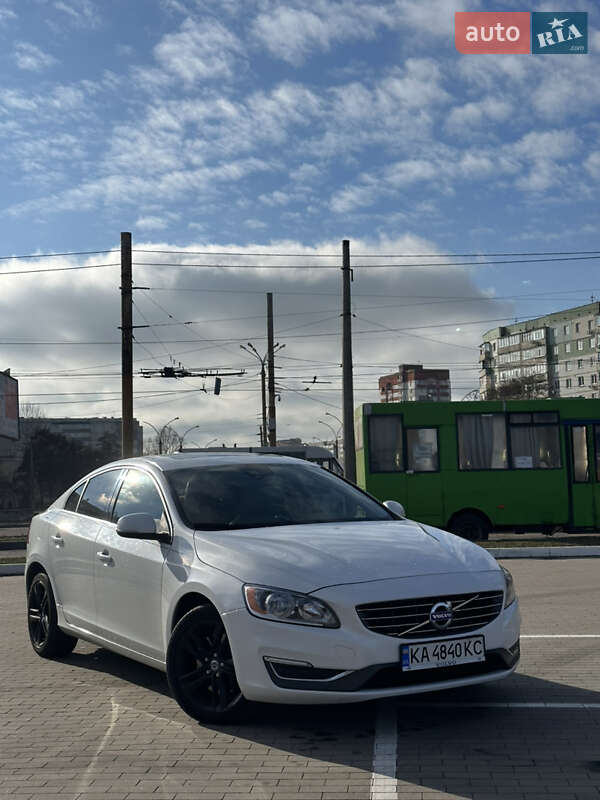 Volvo S60 (2013)