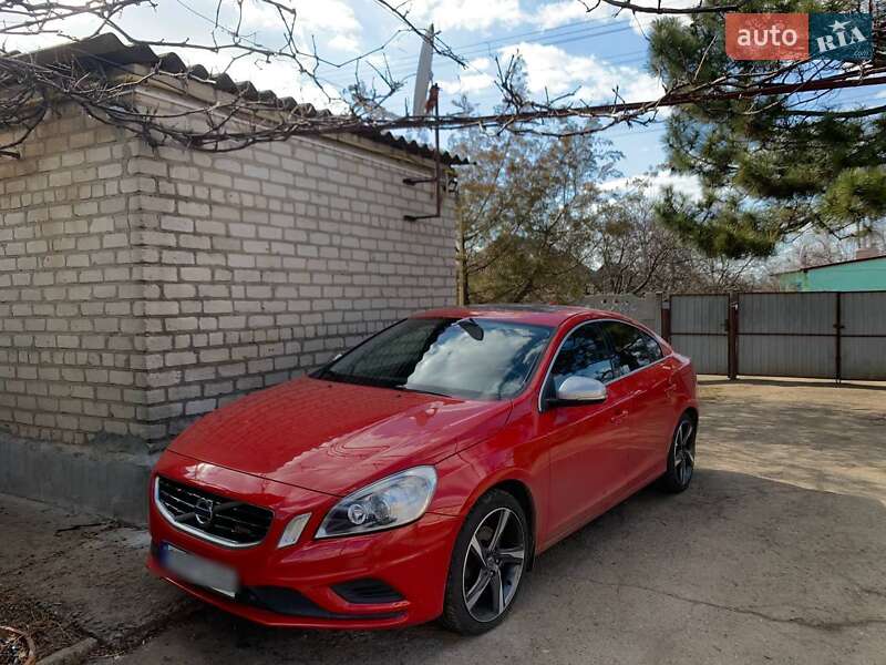 Volvo S60 (2012)
