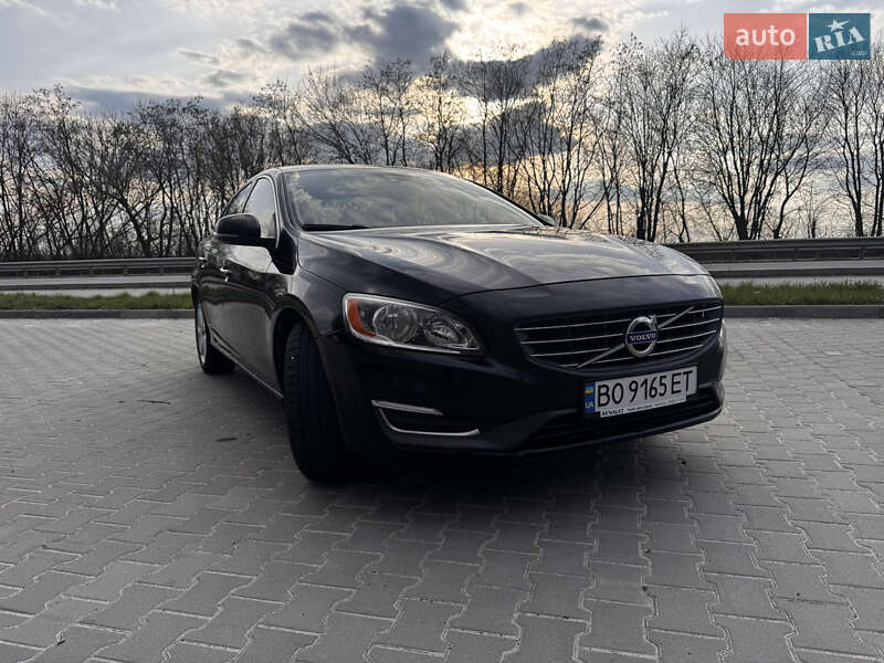 Volvo S60 (2015)