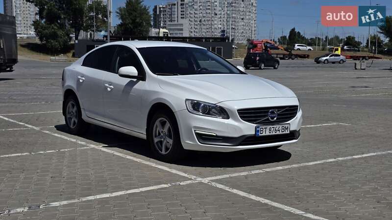 Volvo S60 (2015)