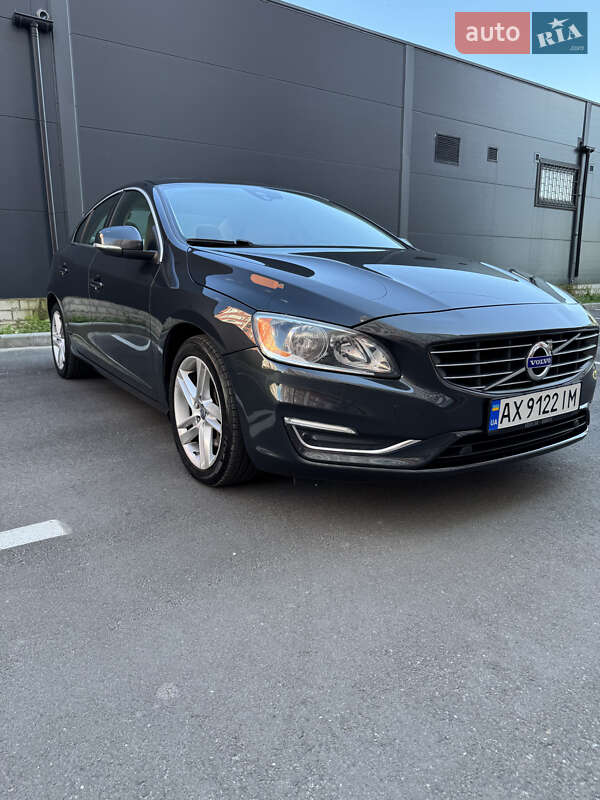 Volvo S60 (2014)